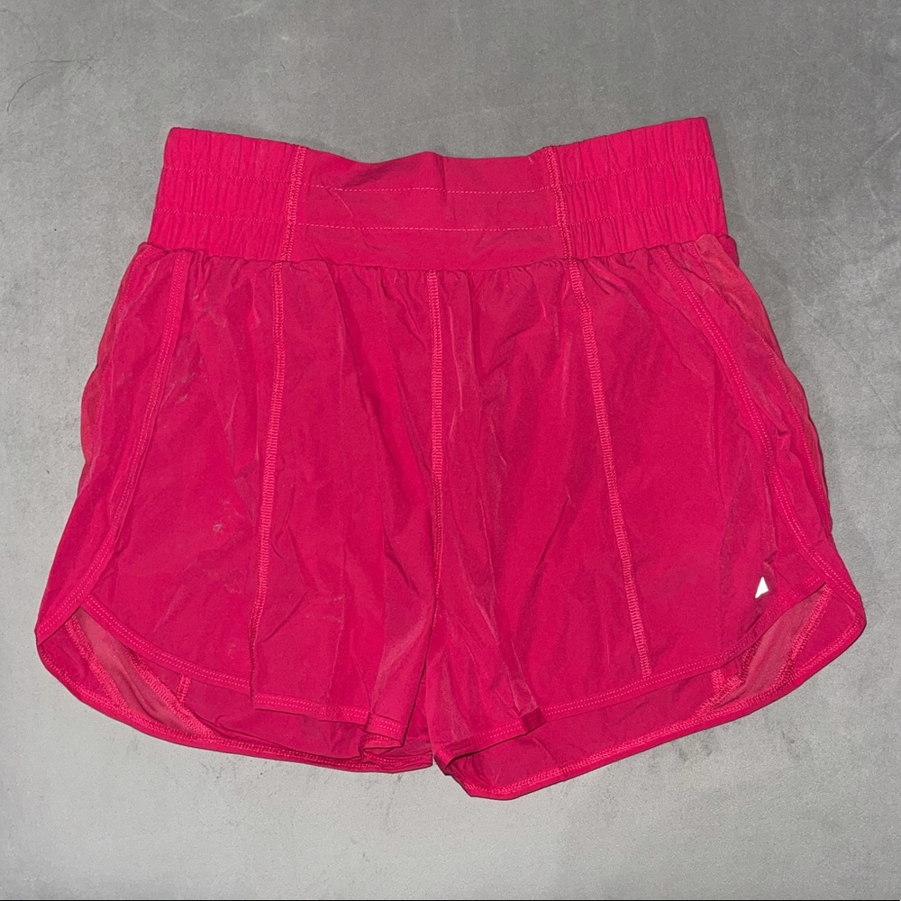 Balance Athletica Oasis Collection: Breeze Short Hibiscus